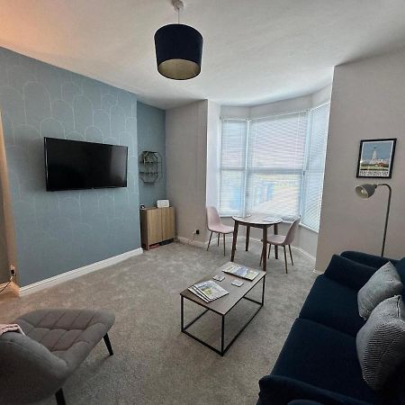 Marine View - Dog Friendly Apartment 500Ft From Beach Бридлингтън Екстериор снимка