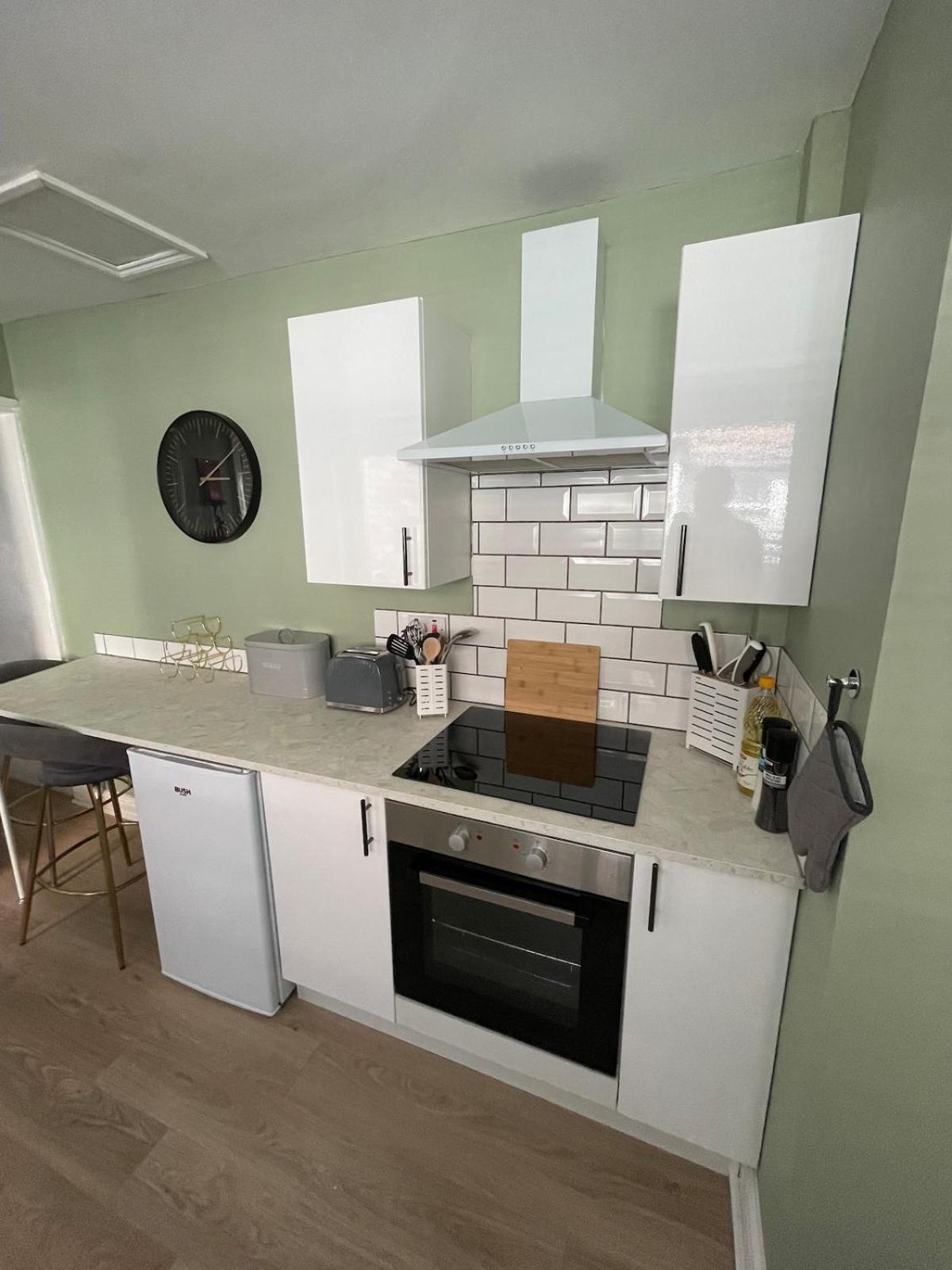 Marine View - Dog Friendly Apartment 500Ft From Beach Бридлингтън Екстериор снимка