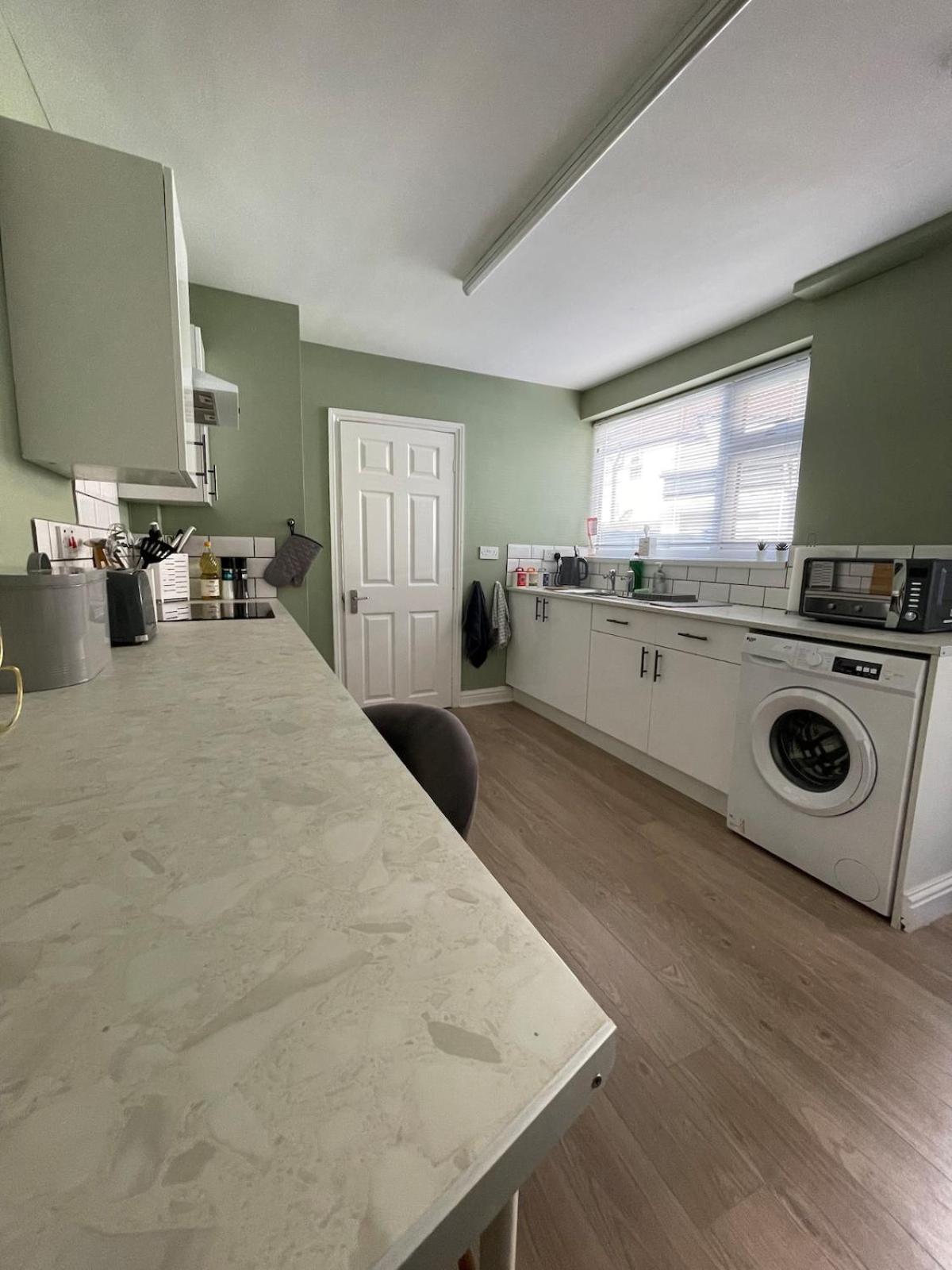 Marine View - Dog Friendly Apartment 500Ft From Beach Бридлингтън Екстериор снимка